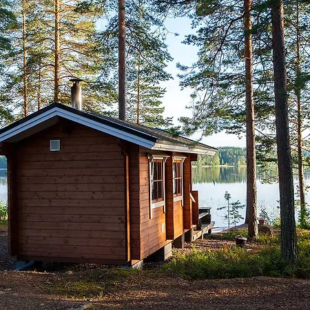 Lomakeskus Tommolansalmi * Suomenniemi
