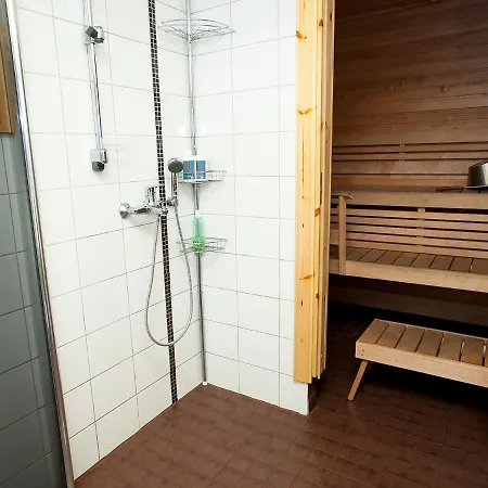 Lomakeskus Tommolansalmi * Suomenniemi