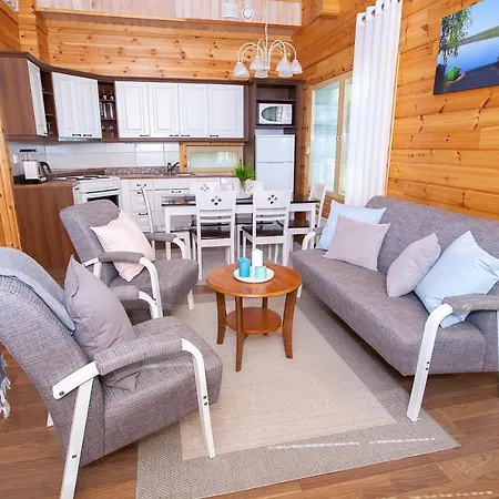 Lomakeskus Tommolansalmi Camping *